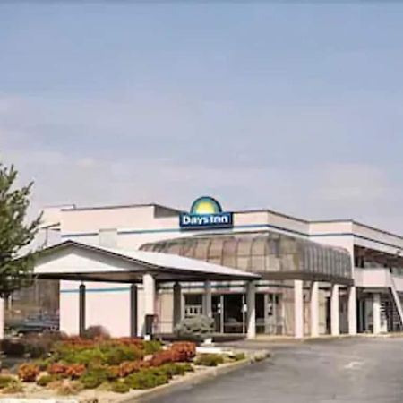 Days Inn By Wyndham Greeneville Экстерьер фото